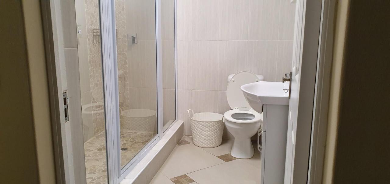 מרגייט Falling Waters Guest House מראה חיצוני תמונה